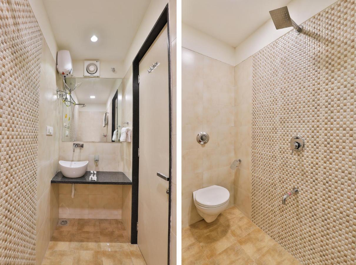 אחמדאבאד Oyo 23289 Hotel Anmol Palace מראה חיצוני תמונה